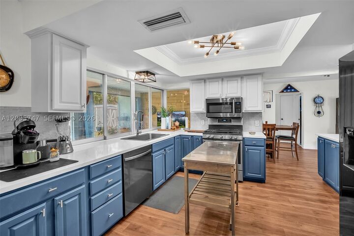 Property Photo: 9261 NW 24th Pl FL 33322