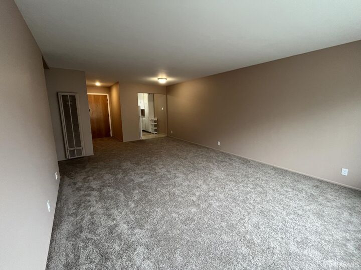 Property Photo: 124 Rivoli Street 2 CA 94117