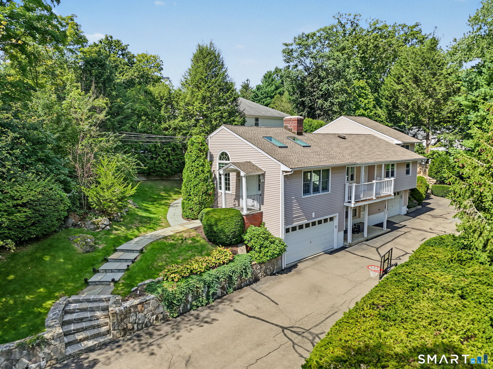 Property Photo:  115 Parade Hill Road A  CT 06840 