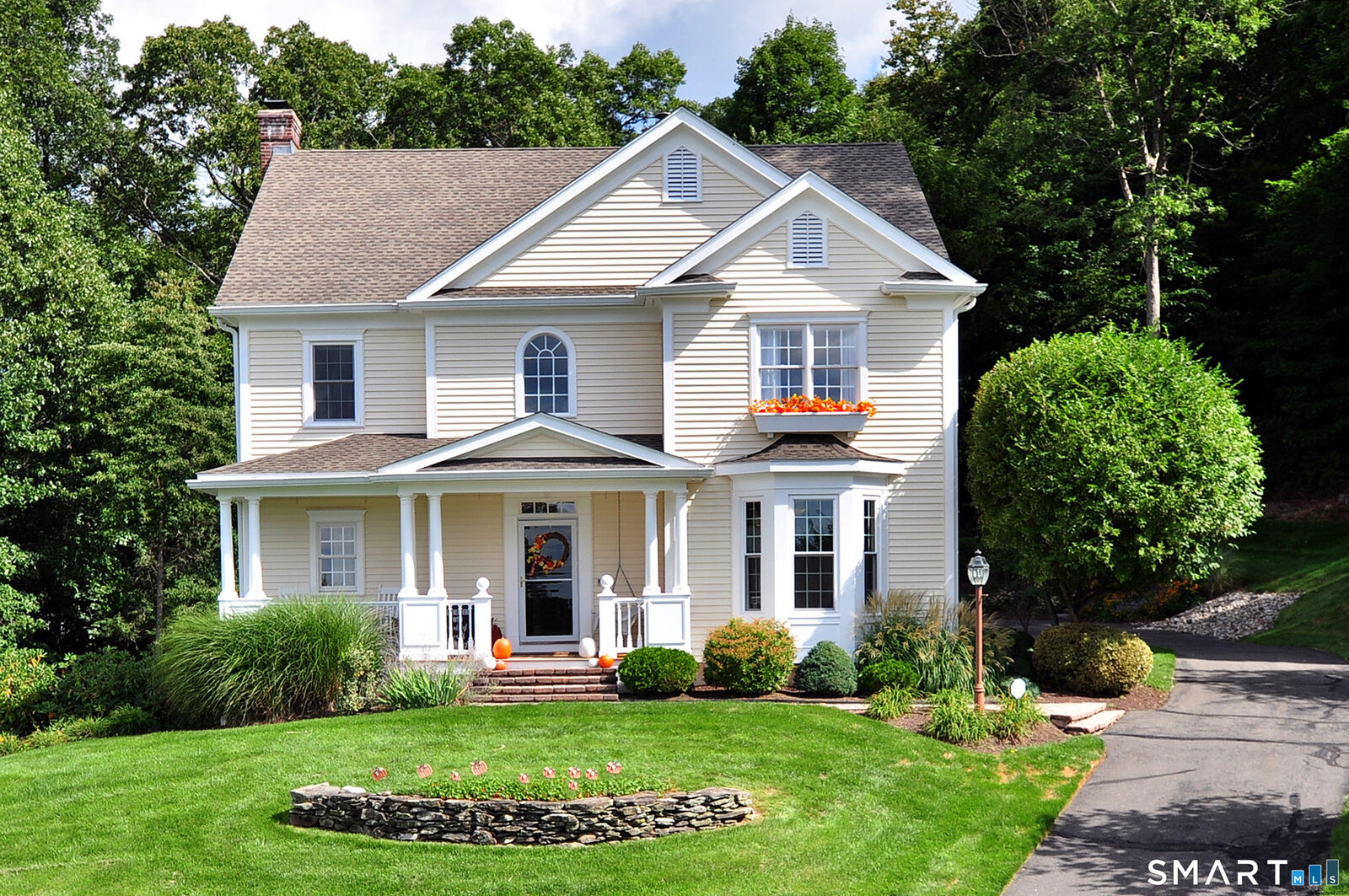 Property Photo:  136 Village Gate Drive  CT 06489 