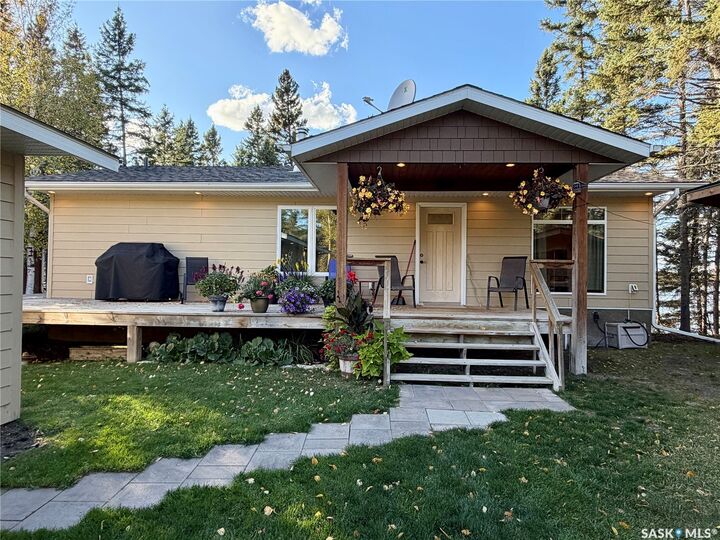 Property Photo:  1201 Kingfisher Drive  SK S0J 1X0 