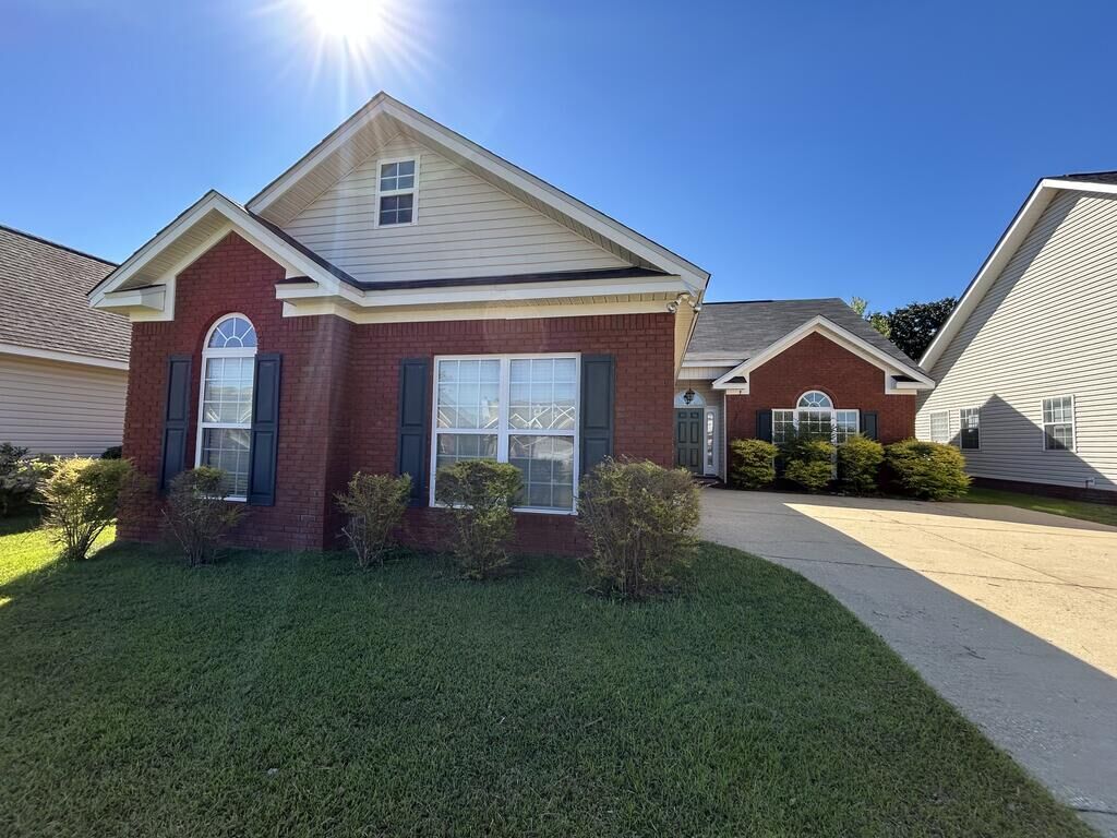Property Photo:  110 Princeton Drive  AL 36301 