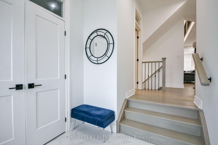 Property Photo:  41 Auburn Court  ON L4N 6G9 