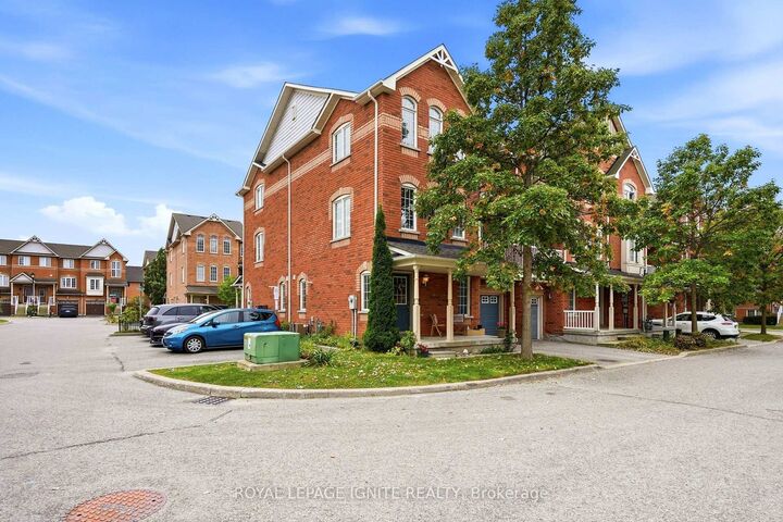 Property Photo:  35 Wilkie Lane  ON L1S 7S5 