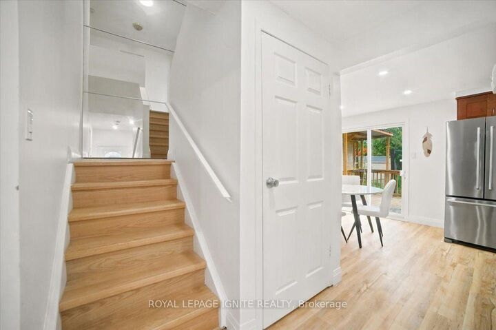 Property Photo:  6 Upton Crescent  ON N1E 6P2 