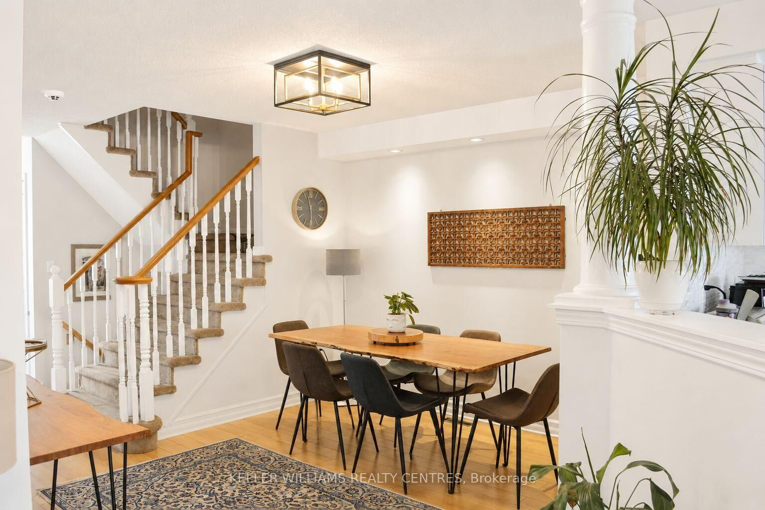 Property Photo:  1681 Stover Crescent  ON L9T 5N3 