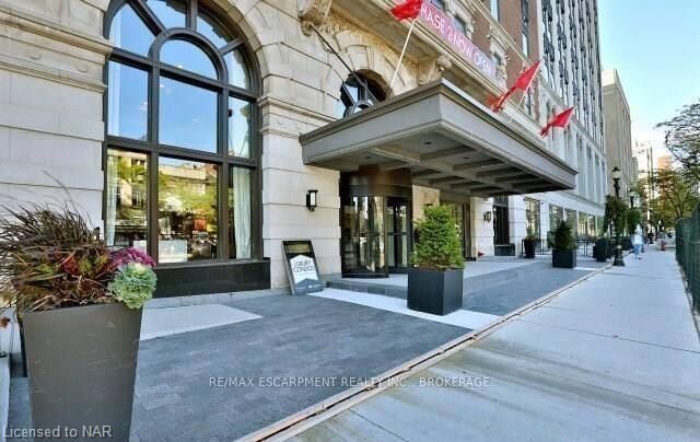 Property Photo:  112 King Street E Lph5  ON L8N 1A8 