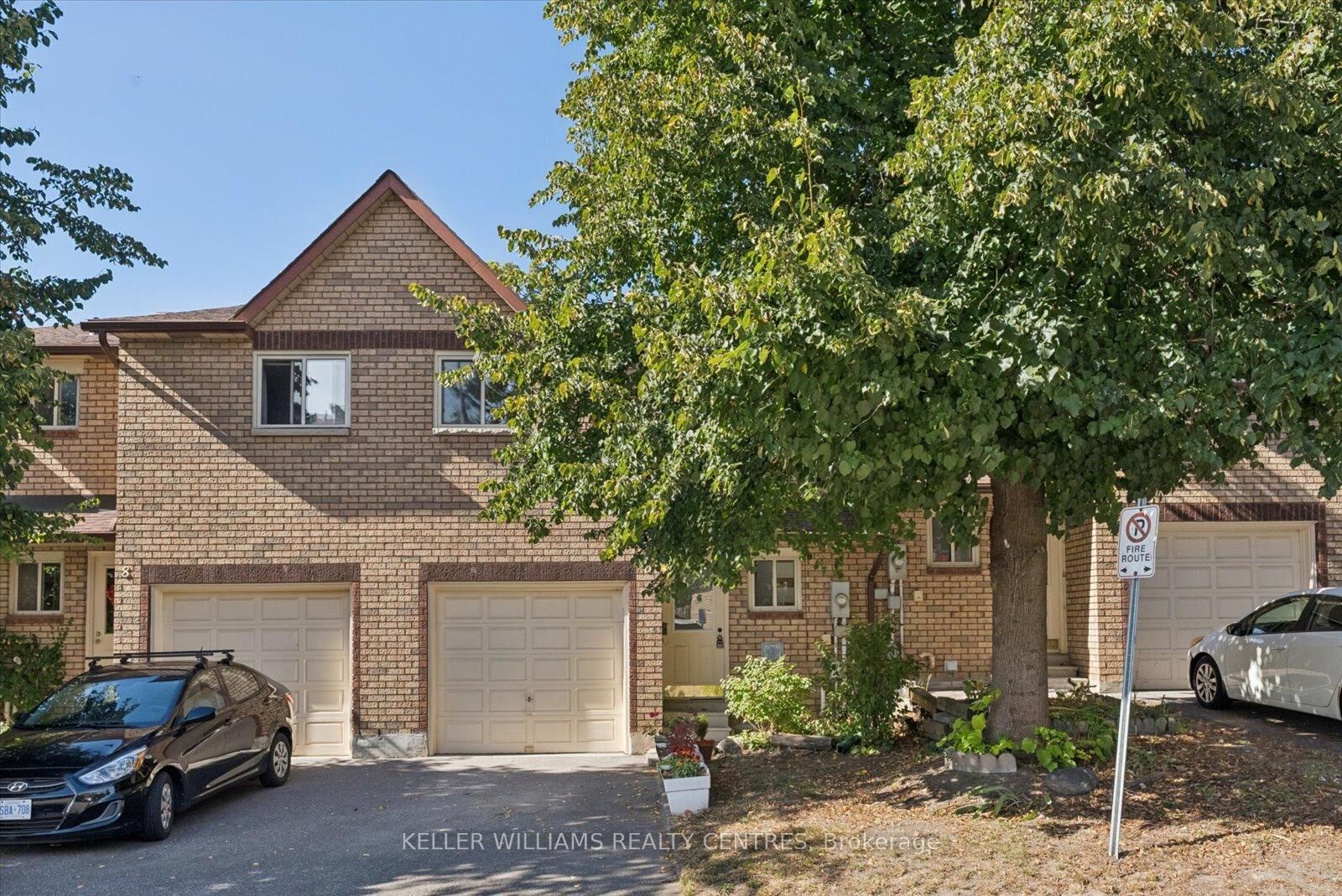 Property Photo:  6 Meadow Lane 19  ON L4N 7K2 