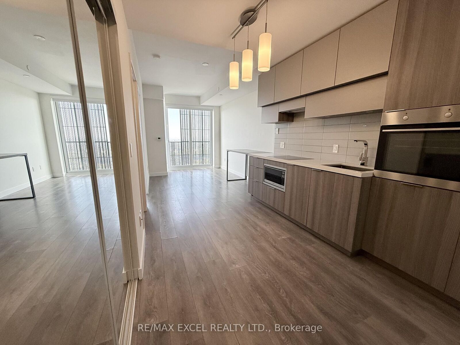 Property Photo:  8 Eglinton Avenue E 5603  ON M4P 1A6 
