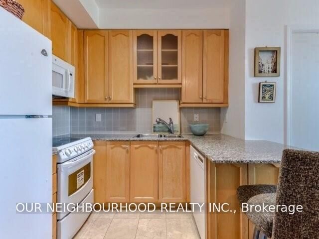 Property Photo:  60 Byng Avenue 2412  ON M2N 7K3 