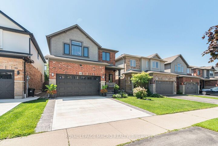 Property Photo:  102 Willow Lane  ON L3M 5P7 