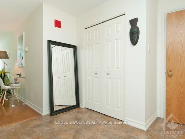 Property Photo:  35 Murray Street 212  ON K1N 9M5 