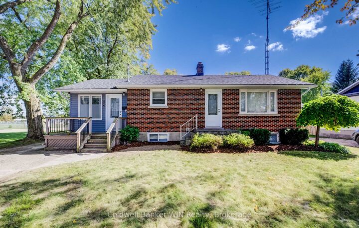 Property Photo:  314 Wellington Street E  ON N0G 2L2 