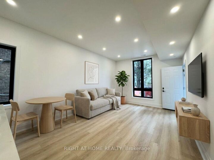 Property Photo:  151 Gledhill Avenue #2  ON M4C 5L1 