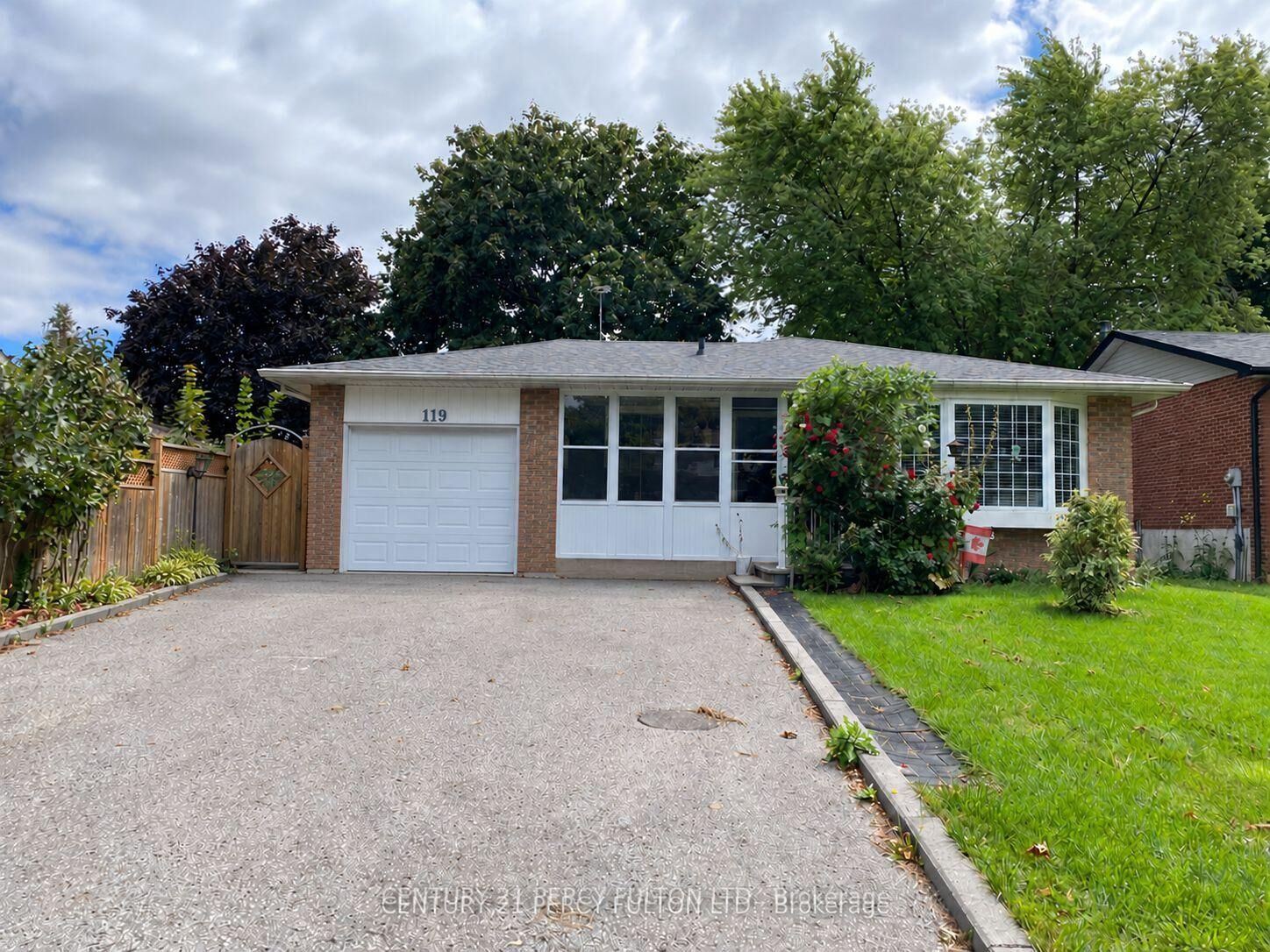 Property Photo:  119 Calais Street Lower  ON L1N 5M3 
