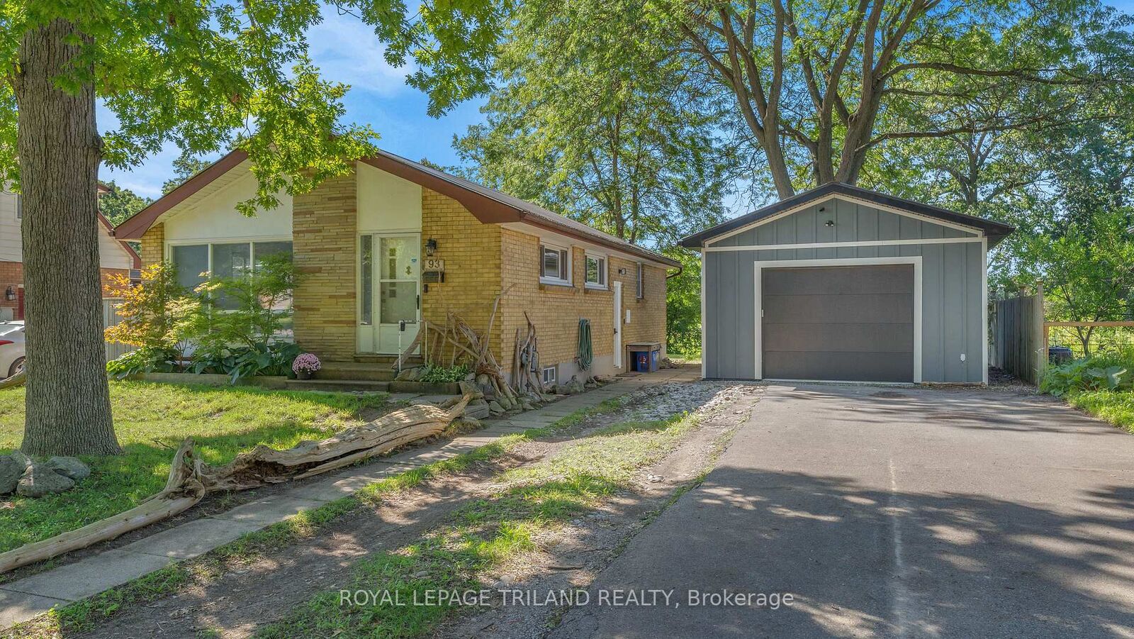 Property Photo: 93 Manitoulin Drive ON N5W 1M5