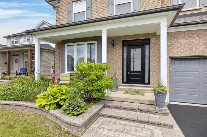 Property Photo: 34 Kirkconnell Road ON K9V 6E7