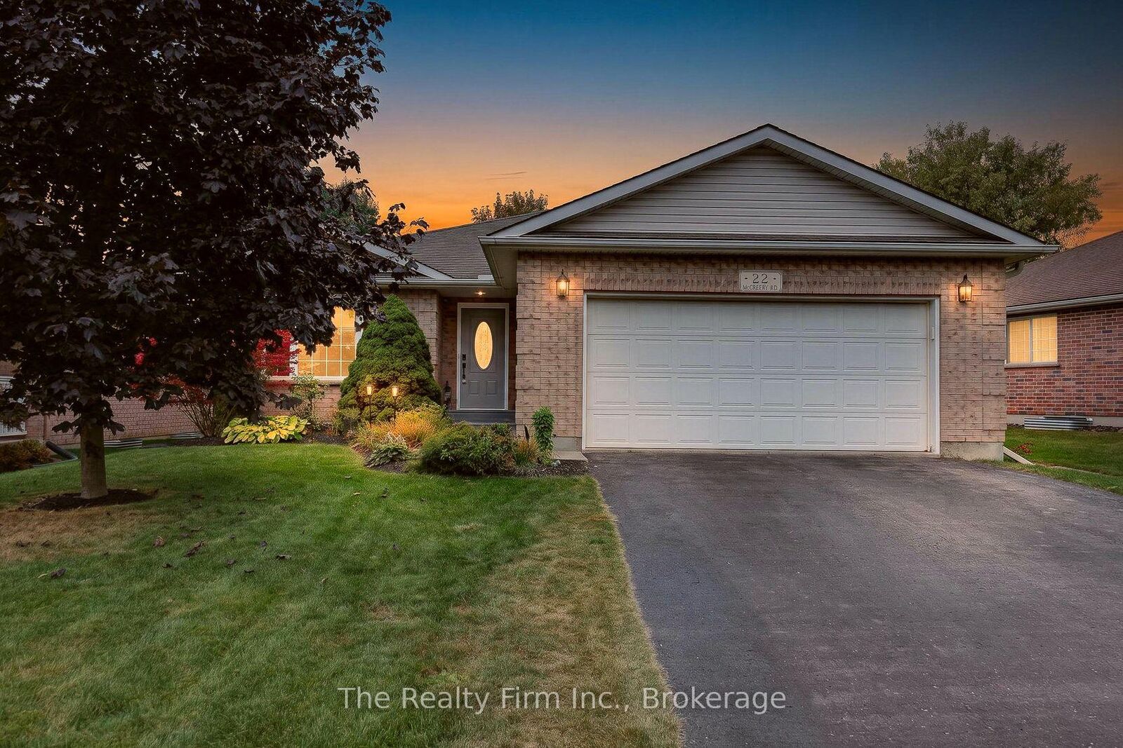 Property Photo:  22 McCreery Road  ON N5C 4G1 