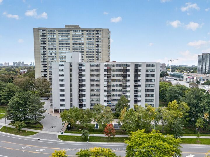Property Photo:  2500 Bridletowne Circle 106  ON M1W 2V6 