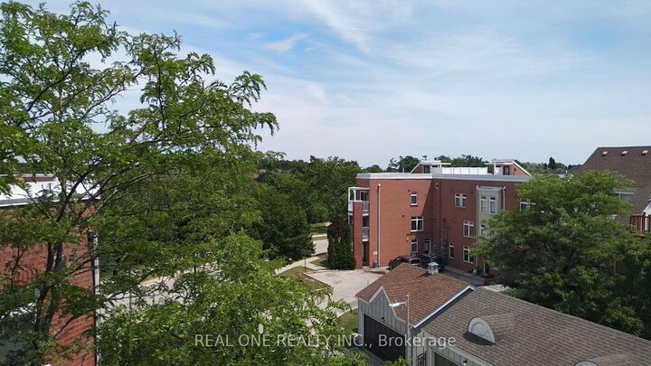 Property Photo:  2400 Munn's Avenue D  ON L6H 6G9 