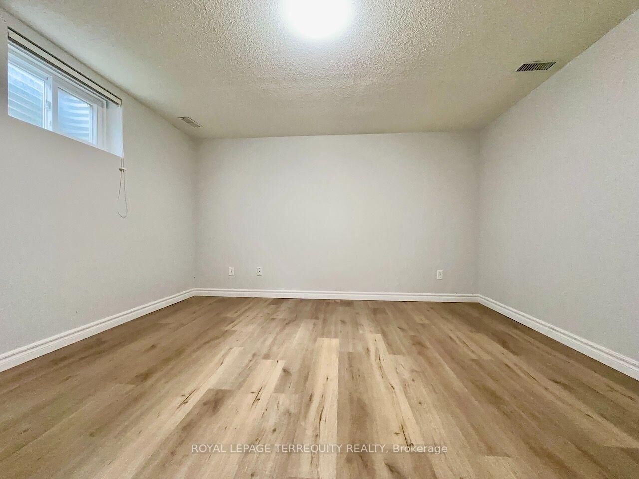 Property Photo:  13 Milford Crescent Lower Level  ON L6S 3E3 
