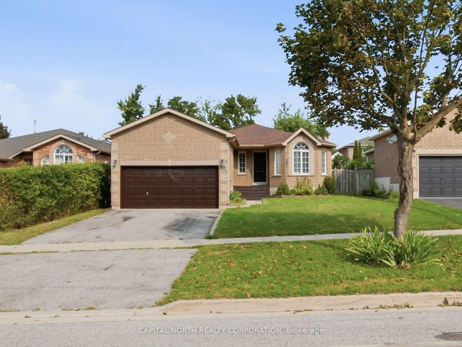 Property Photo:  126 Marsellus Drive  ON L4N 0E1 