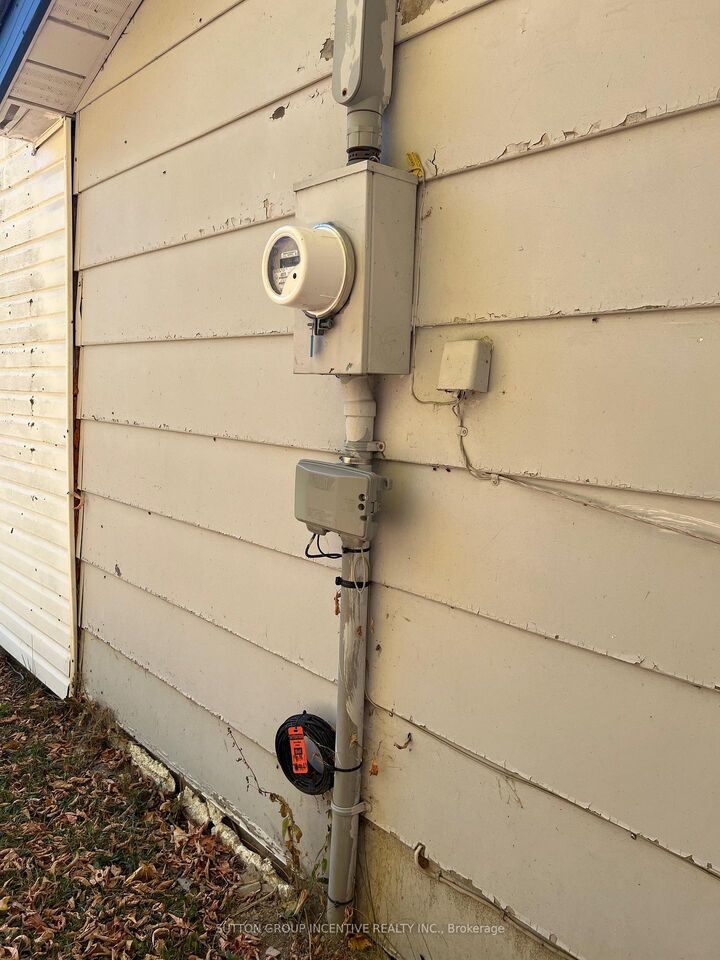 Property Photo:  4067 Airport Road  ON L3V 6H6 