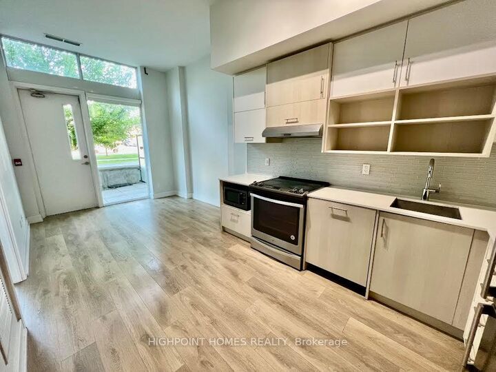 Property Photo:  150 Fairview Mall Drive 105  ON M2J 4T1 
