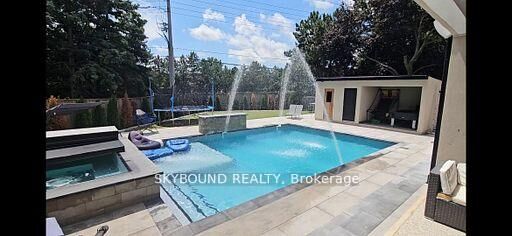 Property Photo:  2711 Spruce Needle Court  ON L5L 1N2 