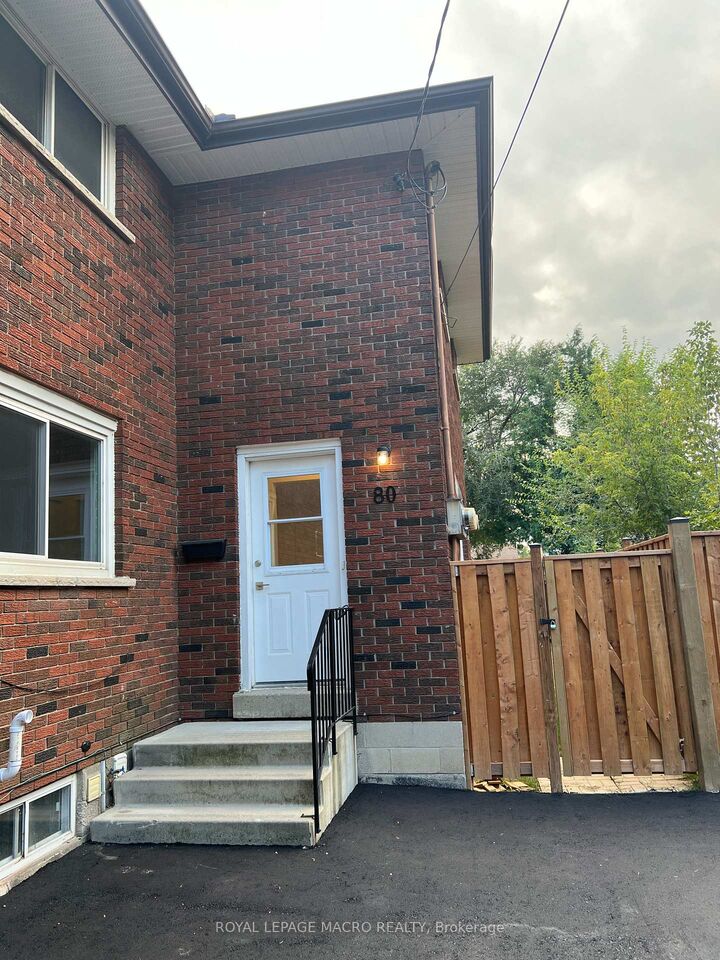 Property Photo:  80 Delawana Drive  ON L8E 1G4 