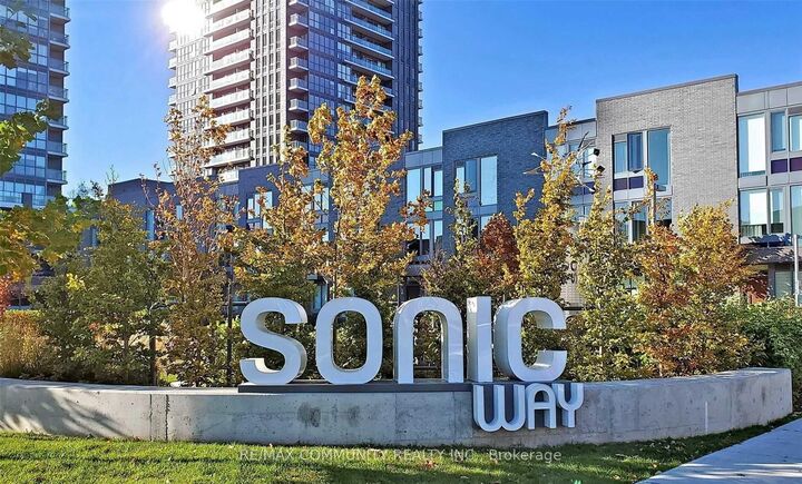 Property Photo:  2 Sonic Way 2512  ON M3C 0P2 