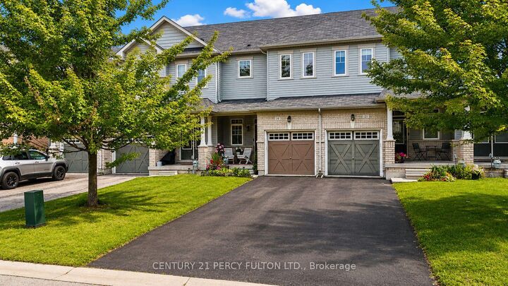Property Photo:  19 Pearcey Crescent  ON L4N 6R8 