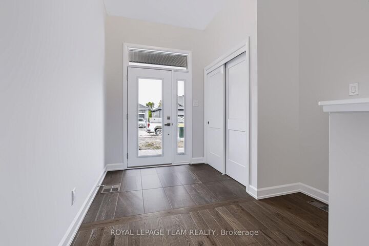 Property Photo: 237 Hannam Bud Way ON K4M 0T7