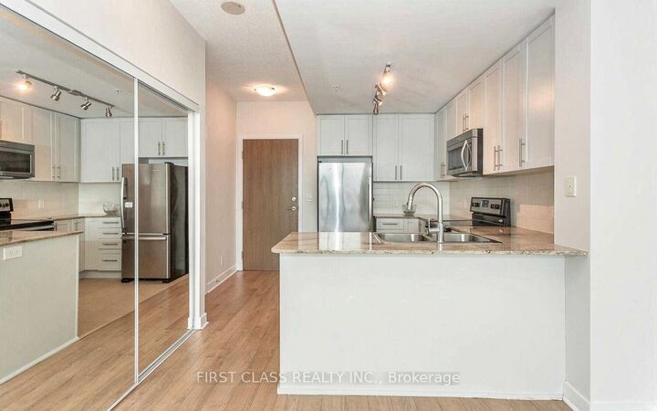 Property Photo:  3985 Grand Park Drive 2110  ON L5B 0H8 