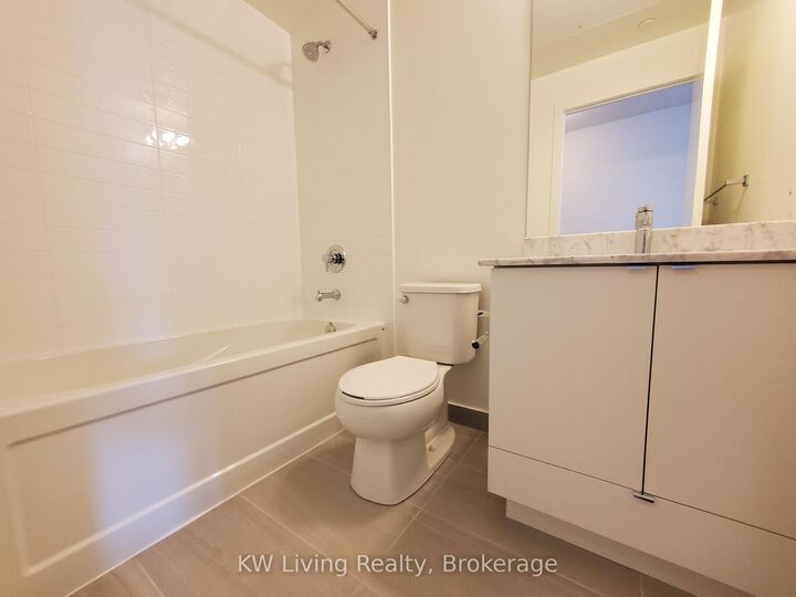 Property Photo:  49 East Liberty Street 1709  ON M6K 3P8 