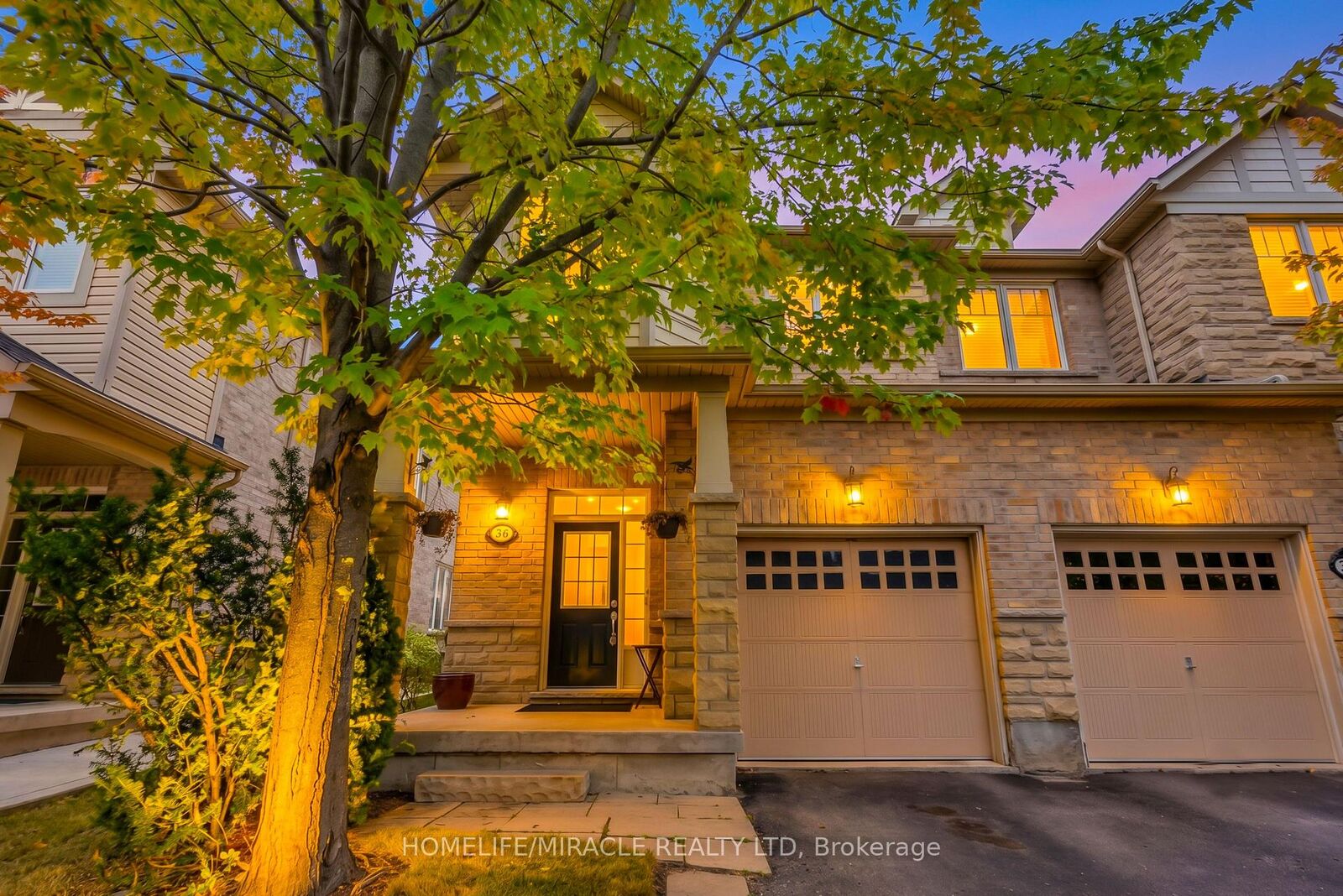 Property Photo:  36 Cedarcrest Street  ON L7C 3P9 