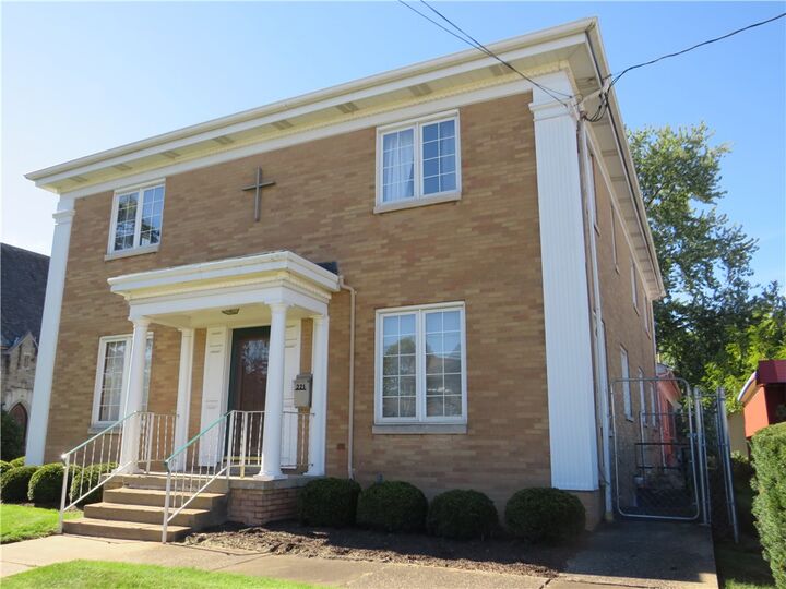 Property Photo:  319 N Broad St  PA 16127 