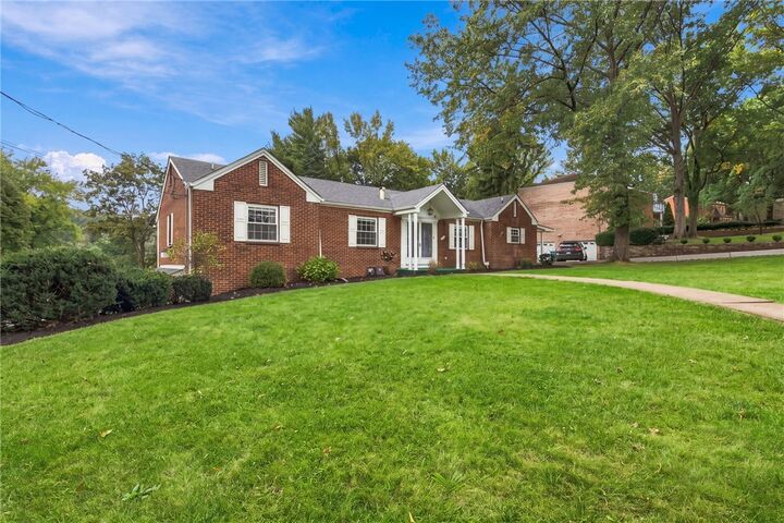 Property Photo:  3601 McCrady Rd  PA 15235 