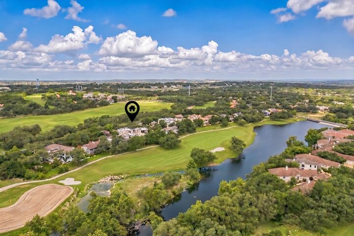 Property Photo:  1 Crystal Springs Court Court H  TX 78738 
