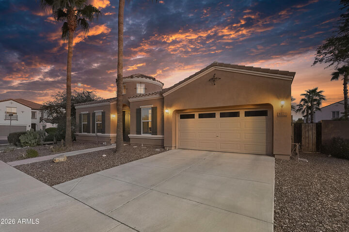 Property Photo:  4221 E Canyon Way E  AZ 85249 