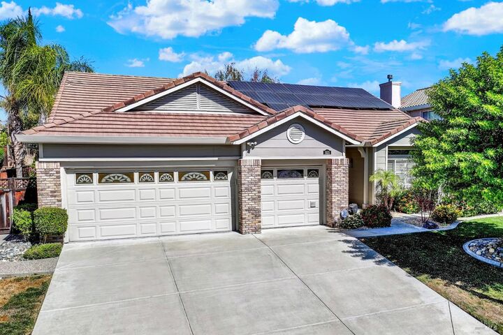 Property Photo:  933 Mulberry Court  CA 94509 