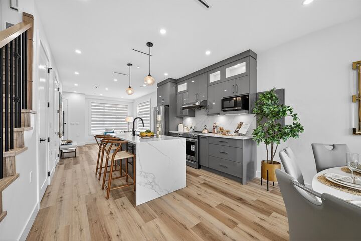Property Photo: 516 W 60th Avenue BC V6P 1Z7