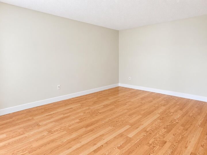Property Photo: 8231 Granville Avenue 205 BC V6Y 3A4