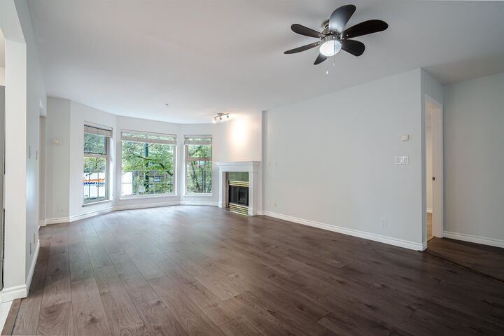 Property Photo: 5650 Oak Street 208 BC V6M 2V6
