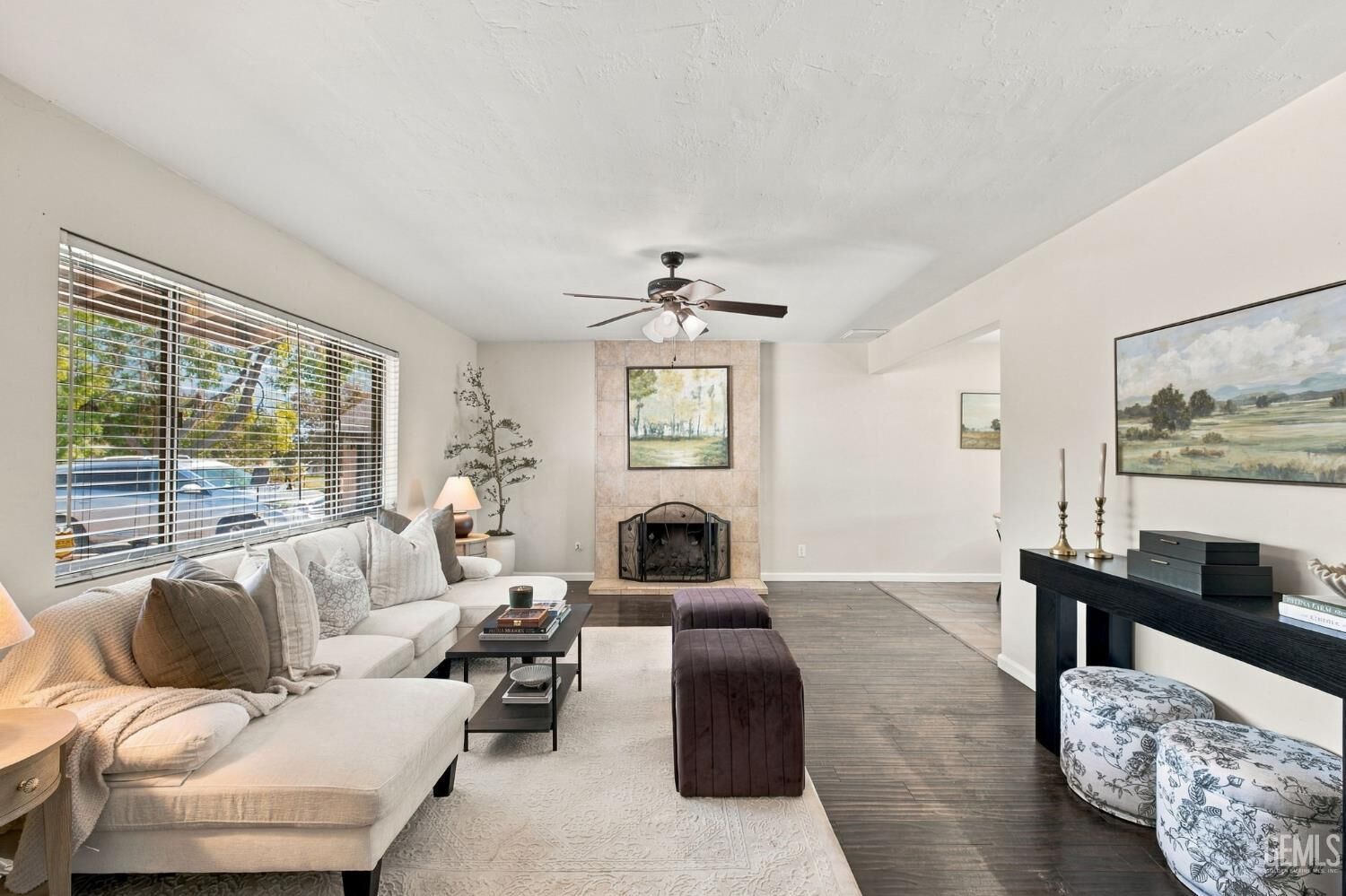 Property Photo:  3220 Covina Street  CA 93306 