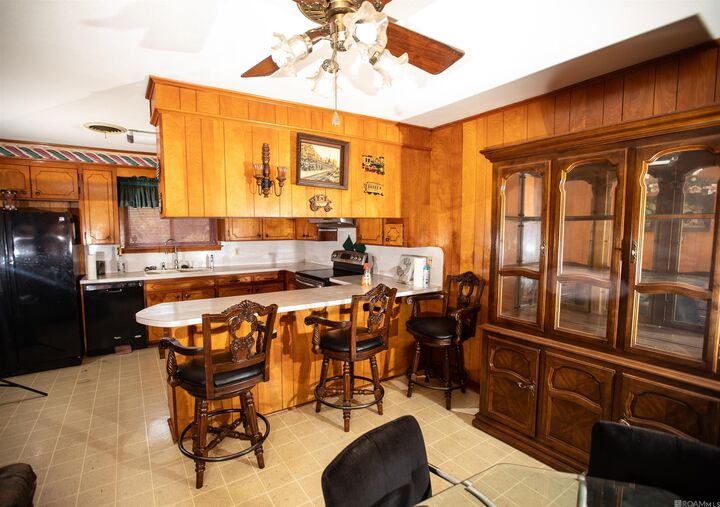 Property Photo: 1247 Silverwood Dr LA 70807