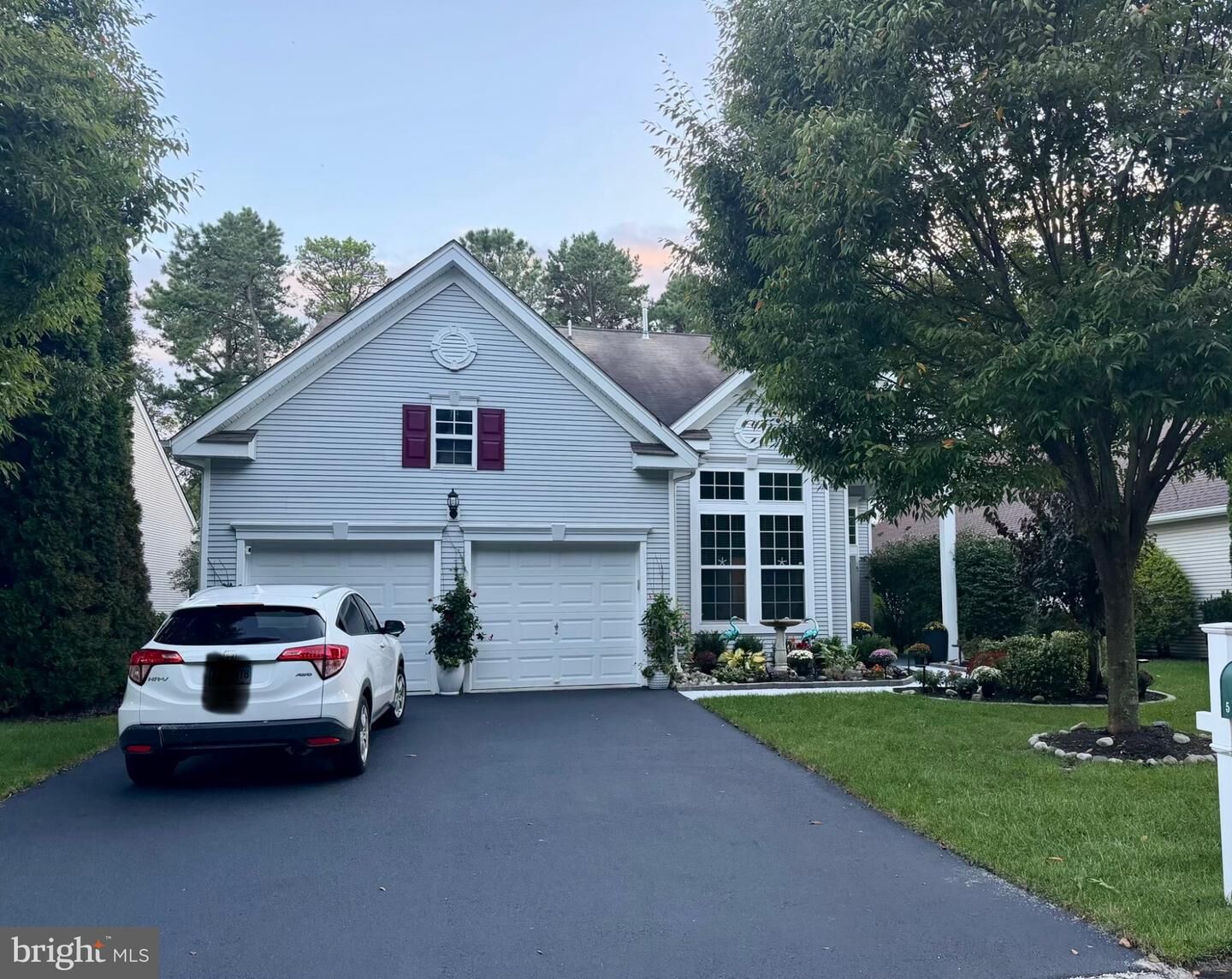 Property Photo:  5 Golf View Drive  NJ 08087 
