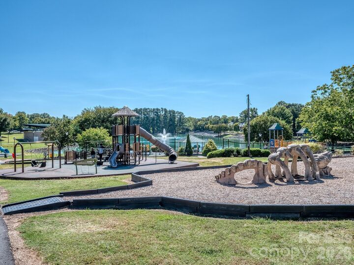 Property Photo:  111 Cranford Drive  NC 28134 