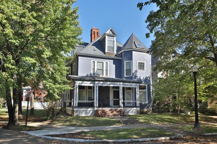 Property Photo:  332 W 6th Avenue  OH 43201 