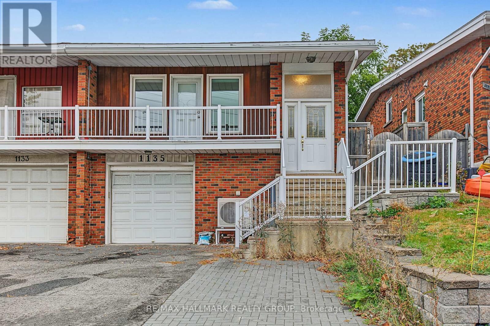 Property Photo:  1135 Maitland Avenue  ON K2C 2B8 